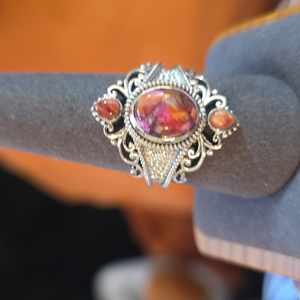 Vintage Silver Ring with Marbled Red Stone - Picture 7 of 7